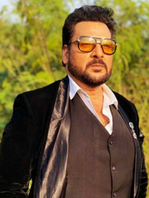 Shahbaz Khan